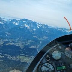 Flugwegposition um 13:42:24: Aufgenommen in der Nähe von Gemeinde Dellach im Drautal, Österreich in 2086 Meter